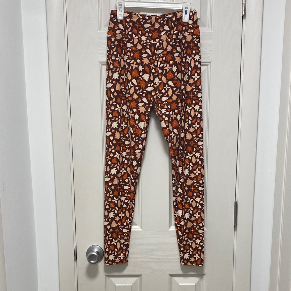 LuLaRoe Fall Leaf Design Leggings